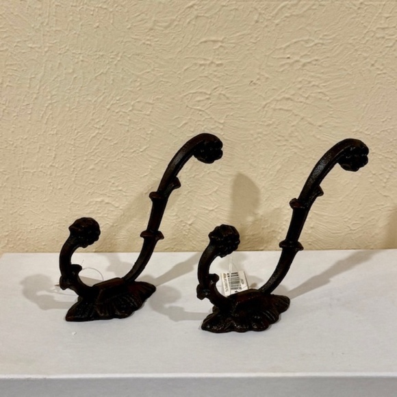 The Charleston Coat Hooks Southern Living Home Collection, Set of Two - Picture 1 of 5